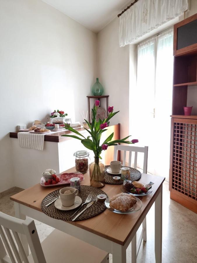 Casa Bianca B&B ออสตูนี ภายนอก รูปภาพ